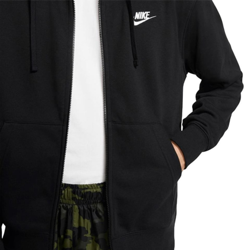 CHAQUETA NIKE SPORTSWEAR CLUB NEGRA BV2648-010