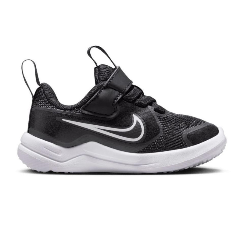 ZAPATILLAS NIKE COSMIC RUNNER NEGRO HM4401-003