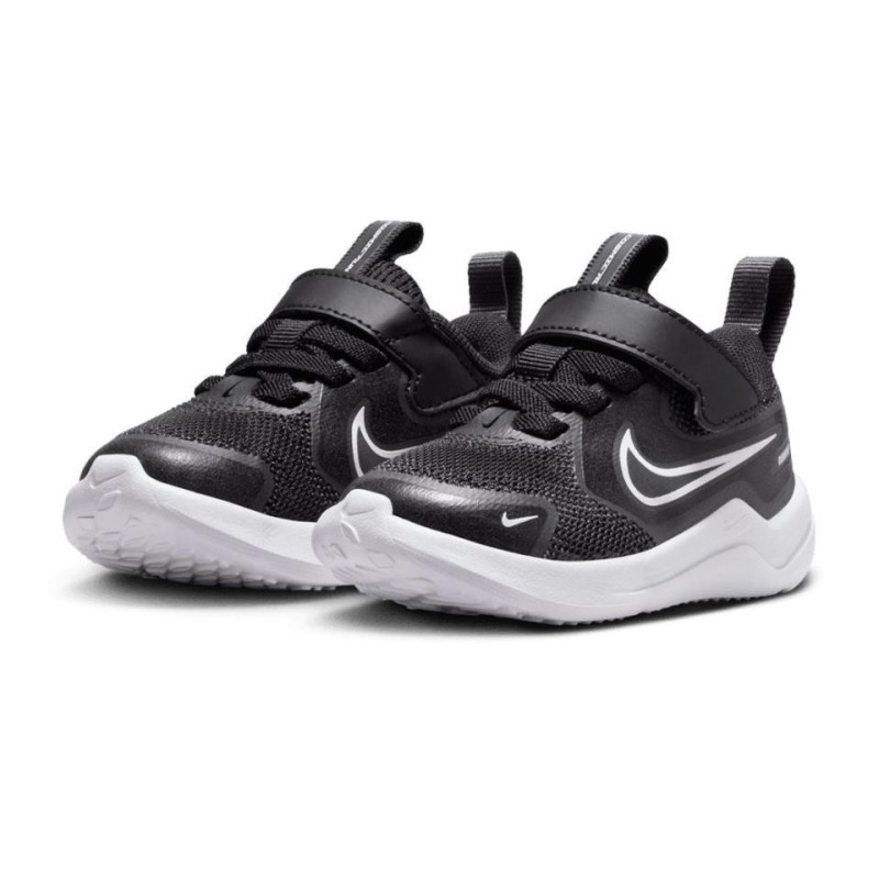 ZAPATILLAS NIKE COSMIC RUNNER NEGRO HM4401-003
